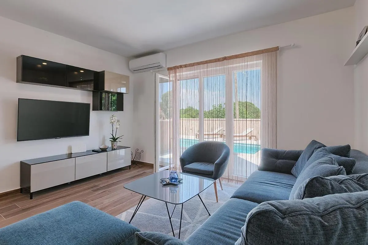 Villa Mokka - Perfekt Ausgestattete Villa In Hervorragender Lage Pula
