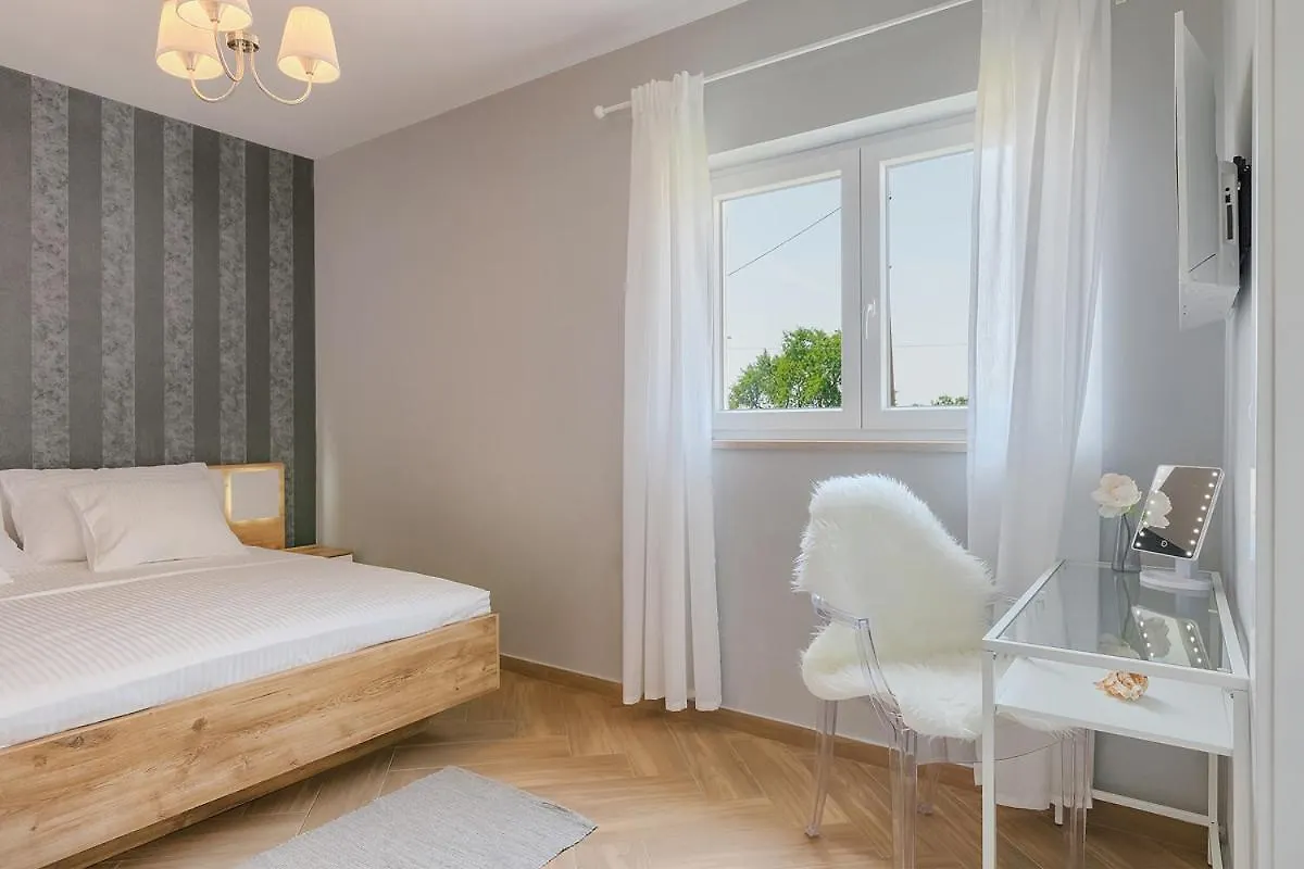 Villa Mokka - Perfekt Ausgestattete Villa In Hervorragender Lage Πούλα 0*,