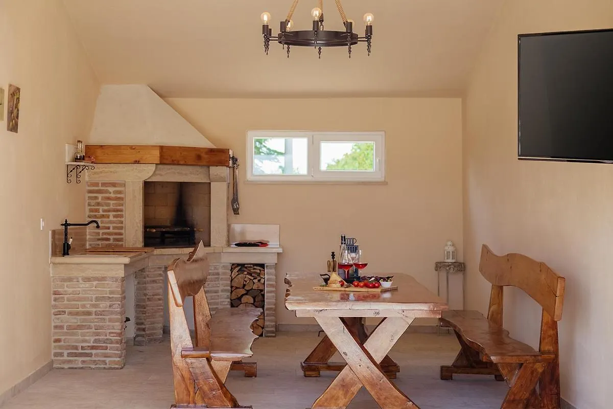 Villa Mokka - Perfekt Ausgestattete Villa In Hervorragender Lage Πούλα 0*,